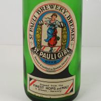 St. Pauli Girl vintage green glass Bremen Germany empty beer bottle with paper label and silver foil: Front Label - Click to enlarge