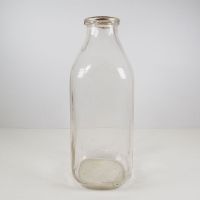 Land O Lakes buttermilk 1950 vintage clear glass quart dairy bottle. Cardboard cap: Left - Click to enlarge