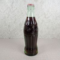 El Paso Texas vintage 6 oz full hobbleskirt Coke bottle with red Coca Cola Classic cap: Back - Click to enlarge