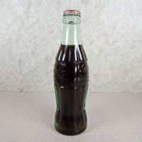 Salt Lake City Utah vintage 6 oz full hobbleskirt Coke bottle with red Coca Cola Classic cap: Right - Click to enlarge