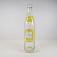 Mason’s Beverages vintage 10 fl. oz. empty ACL soda bottle with yellow and white graphics: Back - Click to enlarge