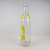 Mason’s Beverages vintage 10 fl. oz. empty ACL soda bottle with yellow and white graphics: Left - Click to enlarge