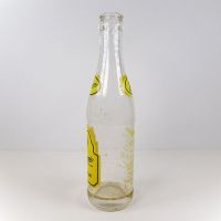 Vernors 1966 vintage 8 fl. oz. empty ACL soft drink bottle with green and yellow graphics: Left - Click to enlarge