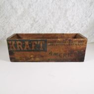 Vintage Kraft american pasteurized process cheese 5 lb. vintage wood box. Rustic decor: Front