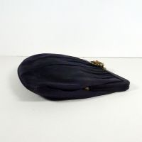 Ande vintage blue clutch purse with gold chain and brooch like clasp. Pair of scalloped gloves included: Left - Click to enlarge