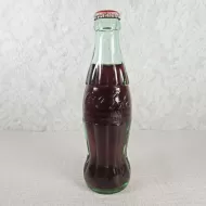 Boston Massachusetts vintage 8 oz full hobbleskirt no refill Coke bottle with Coca Cola Classic cap: Front